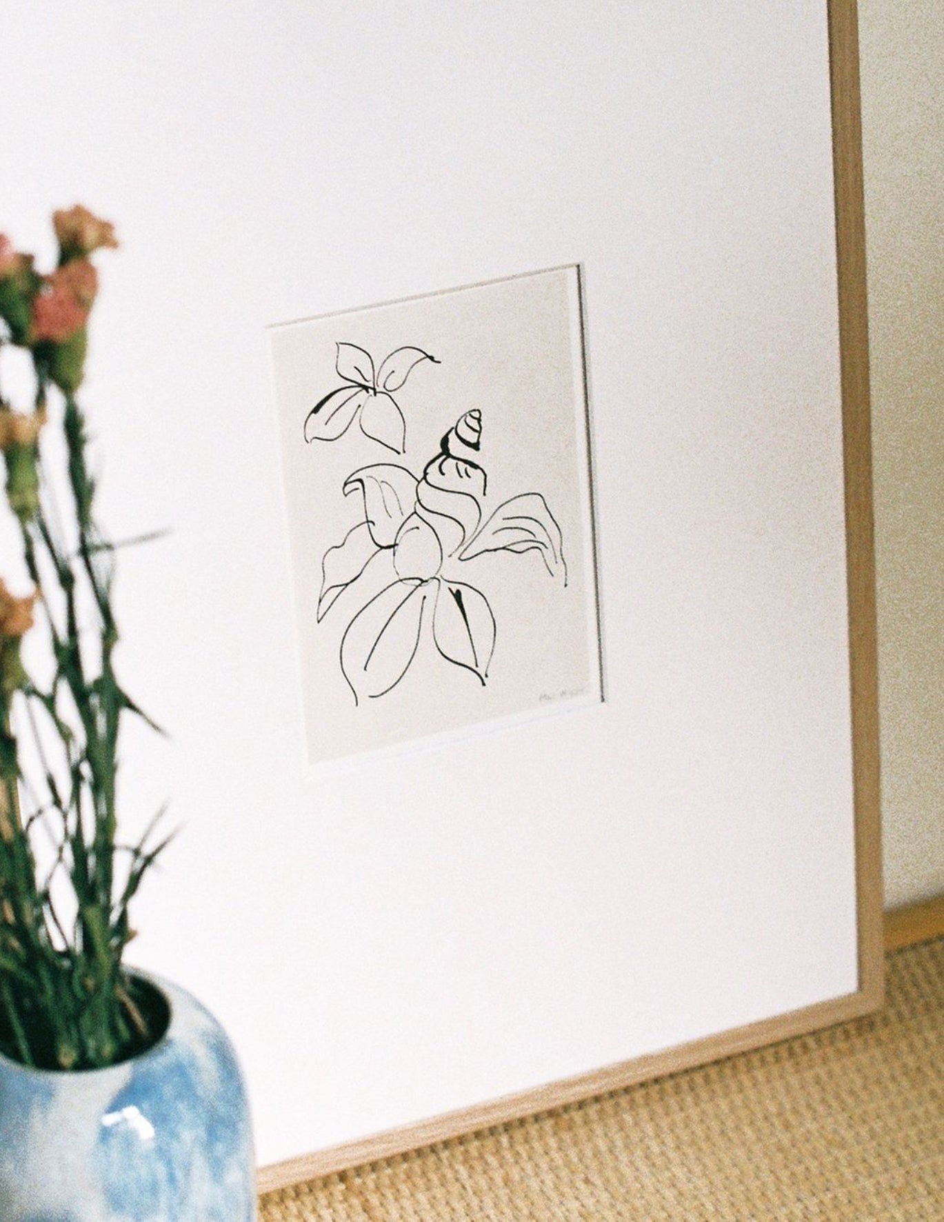Shell Flower card artwork framed-FRAME OAK-Hôtel Magique