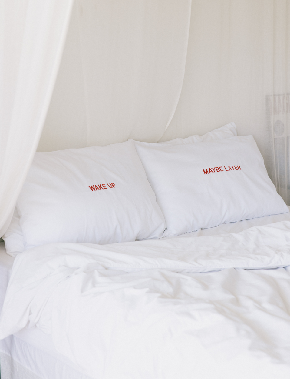Wake Up - Maybe Later pillowcase set-RED EMBROIDERY-Hôtel Magique