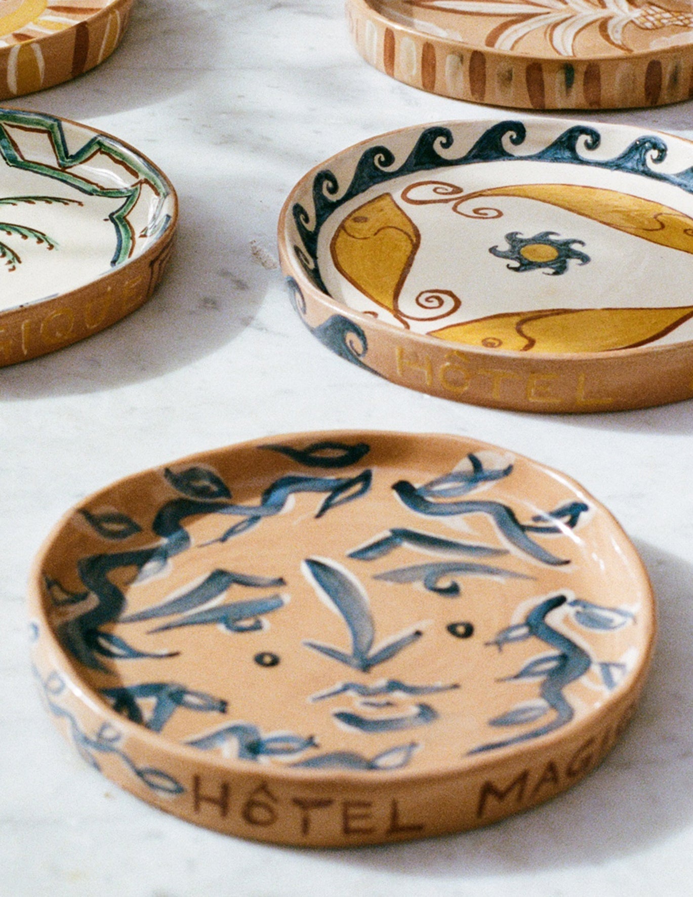 La Sirena plate x Di Lunedi-Hôtel Magique