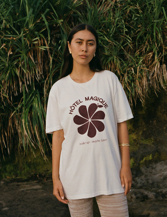 Wake Up t-shirt-SIZE XS-Hôtel Magique