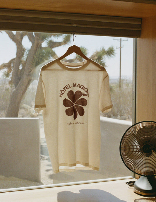 Wake Up t-shirt-Hôtel-Magique